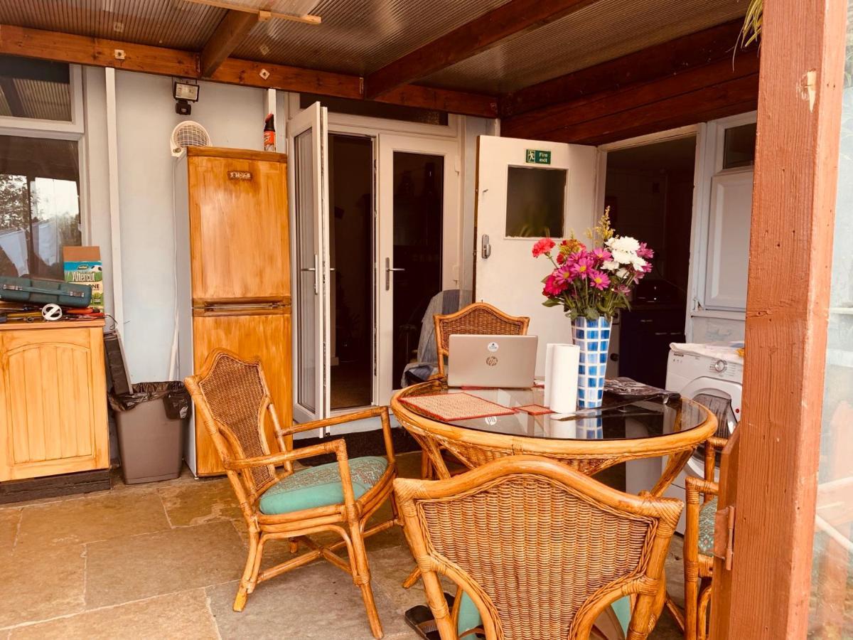 Bed and Breakfast Hikers & Bikers Refuge Ipswich Esterno foto